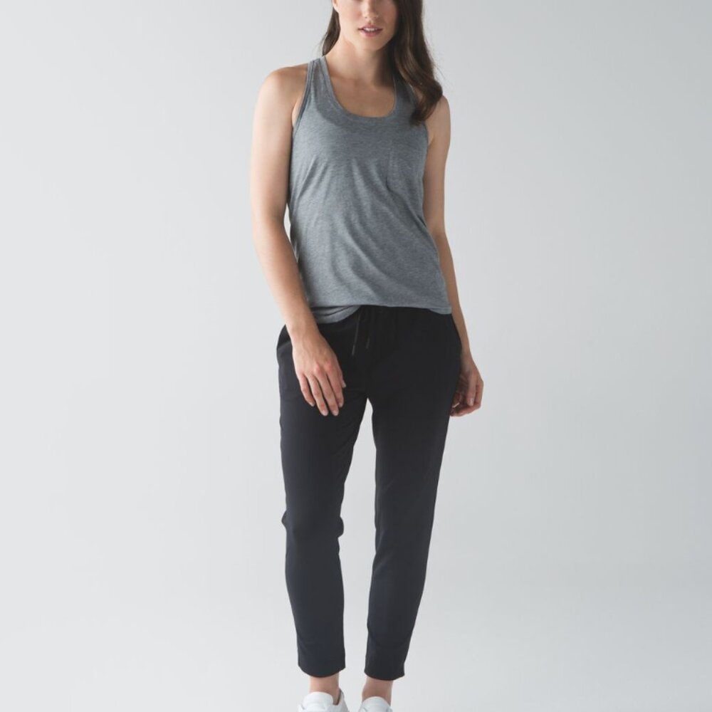 Lululemon Yogi Racer Back III - Picture 3 of 6